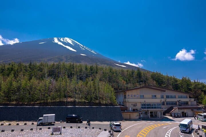 Mount Fuji Full-Day from Tokyo: Lake Views, 5th Station & Oshino Hakkai photo 6