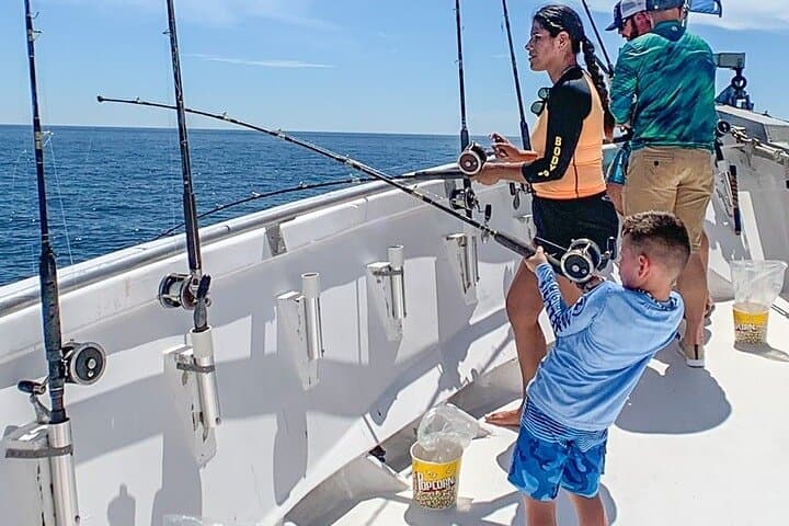 Destin Deep-Sea Party Fishing Trip on the Vera Marie photo 2