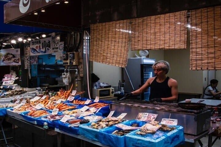 All-Inclusive Tokyo Shared Tour with Hotel Pickup — Tsukiji, Skytree & Meiji Shrine photo 3