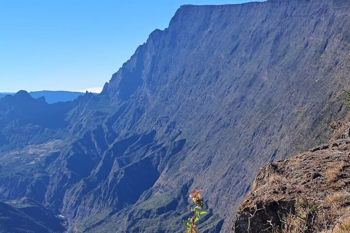 Maïdo Private Excursion: Sunrise Views of Mafate & Piton des Neiges photo 2
