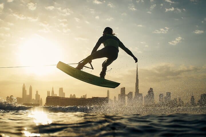 Wakesurfing and Wakeboarding Lessons in Dubai — Jumeirah 1 Boat Sessions