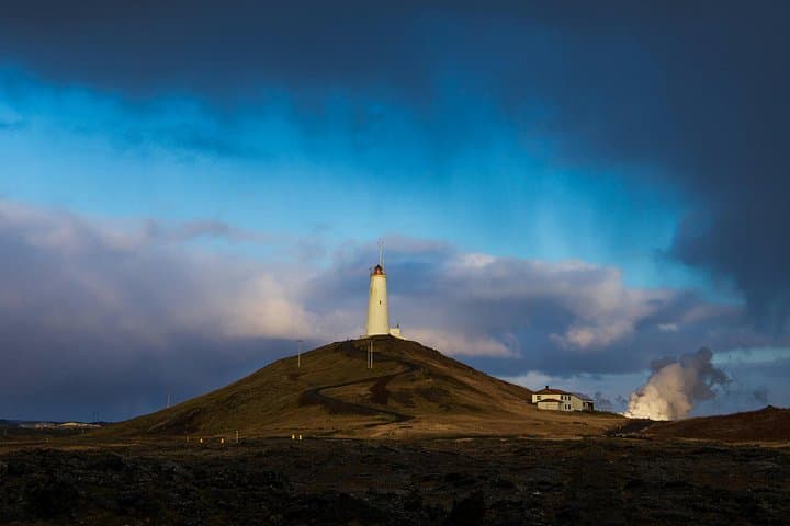 Hike the Reykjanes Peninsula: Explore Fagradalsfjall Lava Fields and Geothermal Wonders photo 4