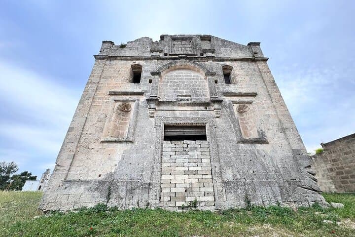 Explore Laterza: Self‑Guided iTourist Audio Tour of Gravina Canyon & Historic Center photo 4
