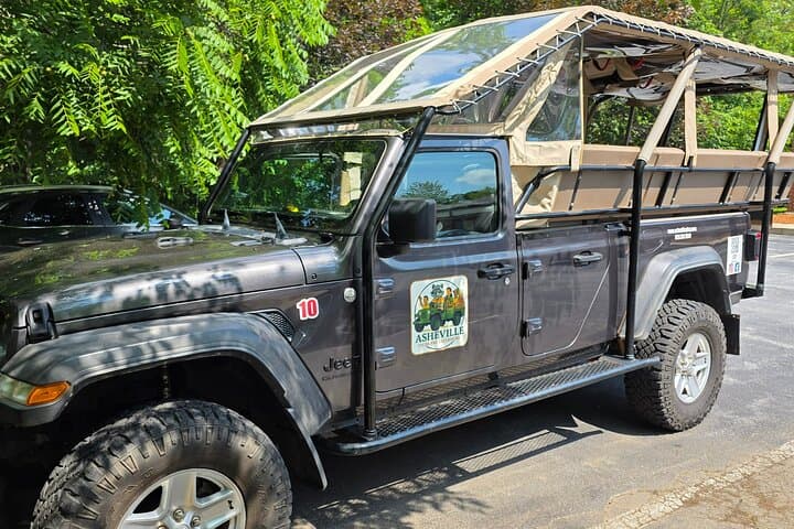 Asheville Sightseeing and Party Tour: Breweries, Art Deco, and Mountain Views in Two Hours photo 4