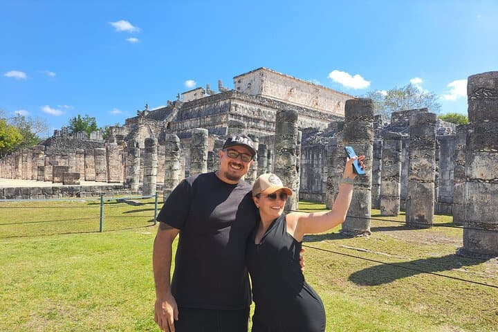 Private Chichen Itza Guided Tour: Early-Access Visit to Mayan Ruins