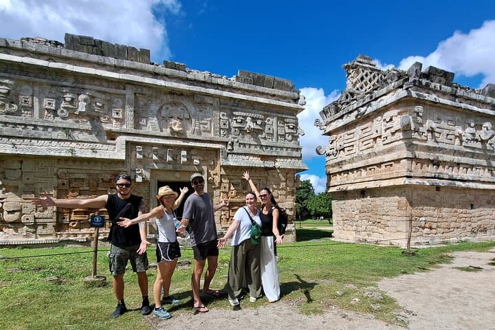 Private Chichen Itza Guided Tour: Early-Access Visit to Mayan Ruins photo 4