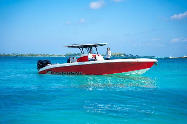 Rose Island Private Boat Tour from Nassau — Snorkel, Beach & Turtle Swim photo 3