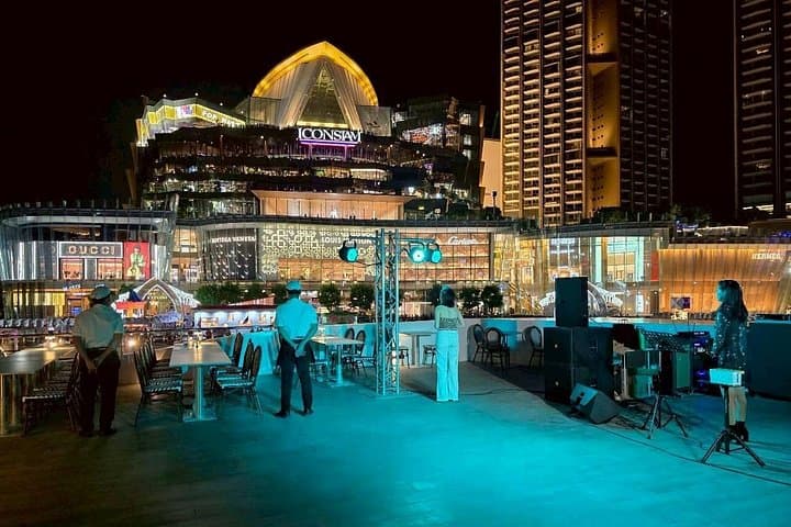Noah Chao Phraya Buffet Dinner Cruise from ICONSIAM — Bangkok Night River Cruise & Thai Dance photo 3