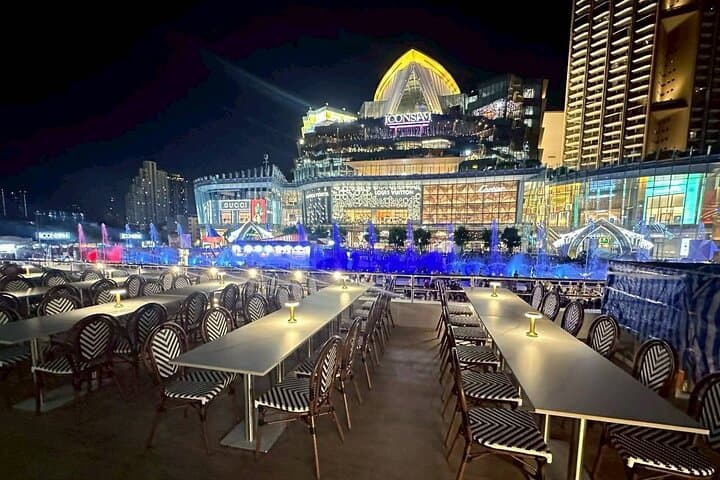 Noah Luxury Dinner Cruise: Chao Phraya Night Buffet, Thai Dance & City Sights photo 6