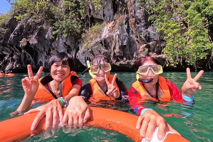Trang 4-Islands Speedboat Snorkeling: Emerald Cave, Kradan, Waen & Chueak photo 6