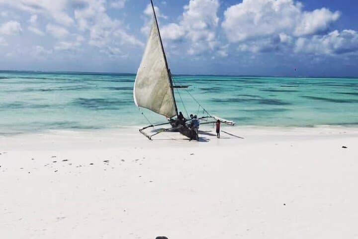 Sunset on a Ngalawa: Evening Sailing from Paje to Jambiani, Zanzibar photo 5