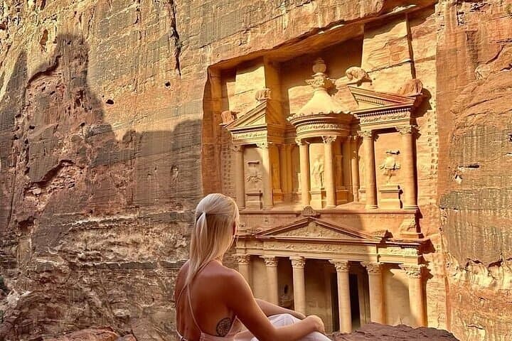 6-Day Private Jordan Tour from Jerusalem — Petra, Wadi Rum & Dead Sea