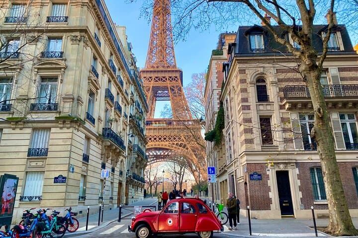 Eiffel Tower Summit and Seine River Discovery: Private Paris Panorama & Cruise photo 6