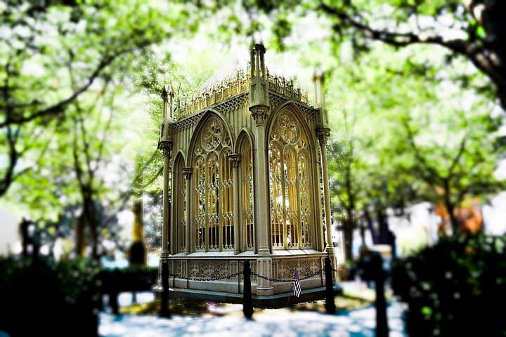 Hollywood Cemetery Walking Tour — Richmond History, James River Views & Arboretum Walk photo 1