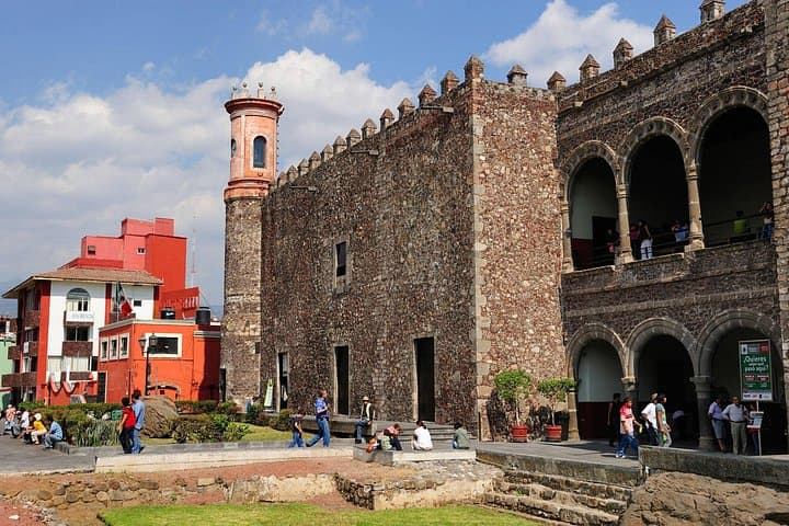 Private Day Trip to Cuernavaca & Taxco: Colonial Towns, Jacarandas & Silver Craft photo 2