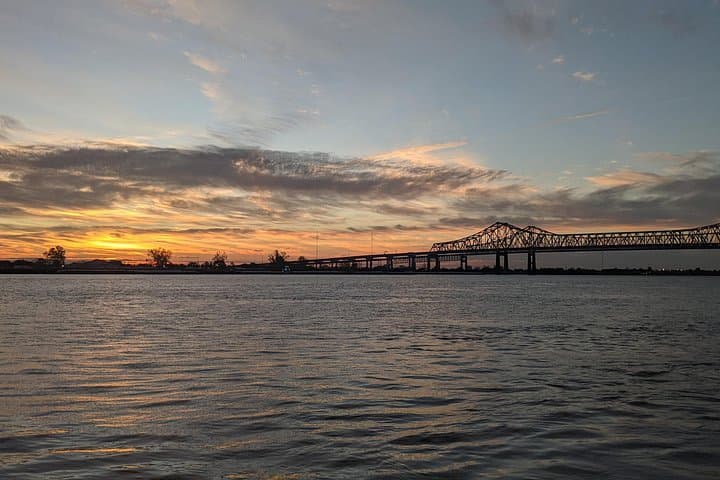Mississippi Riverfront Walking Tour in New Orleans — Currents of History photo 5