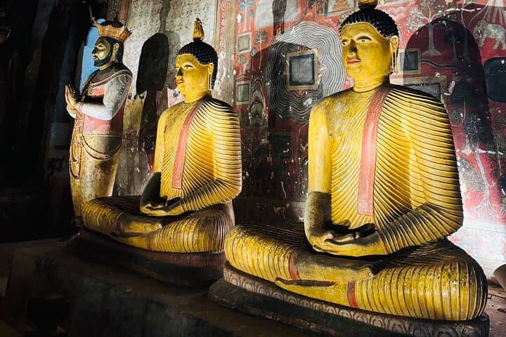 Five-Day Private Circuit: Culture, Safari and Beaches Across Sri Lanka photo 4