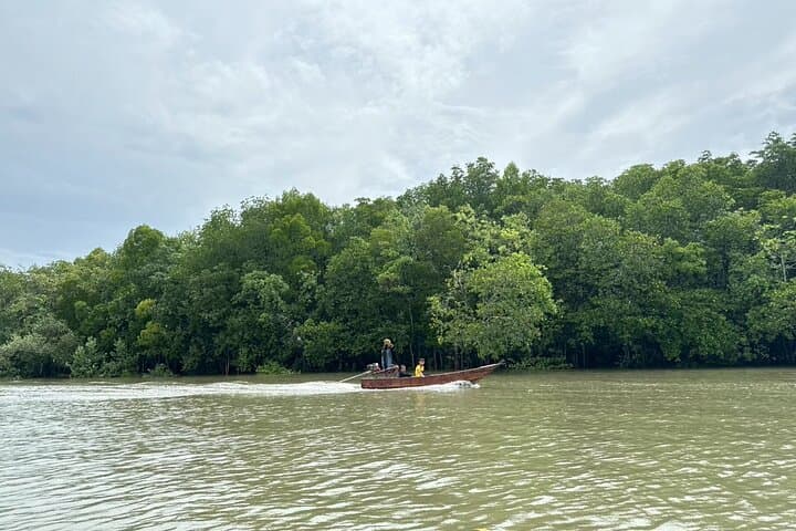 Jurassic World Khao Khanab Nam and Koh Klang Longtail Tour — Krabi Mangrove Cruise