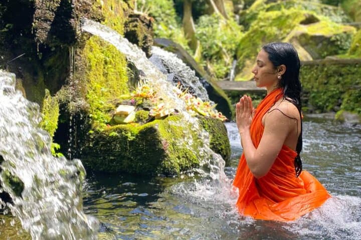 Bali Melukat Purification Ritual at Tirta Empul — Holy Water Temple Experience
