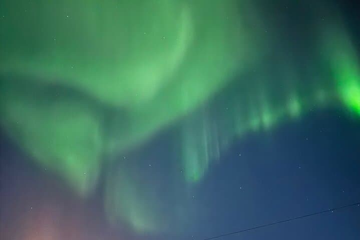 Chase the Northern Lights: Yellowknife Aurora Hunting Tour photo 4