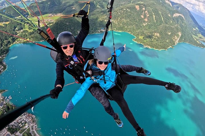 Tandem Paragliding from Zwölferhorn over Wolfgangsee — Scenic Flights near Salzburg photo 5