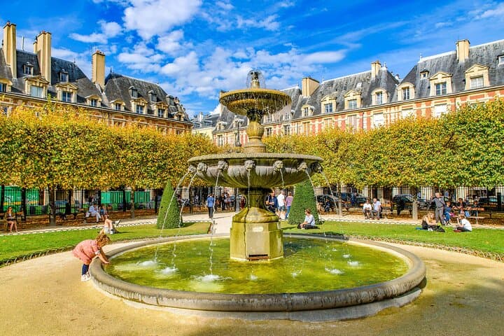 Self-Guided Marais Food & History Walk — Audio Tour on Your Smartphone photo 4