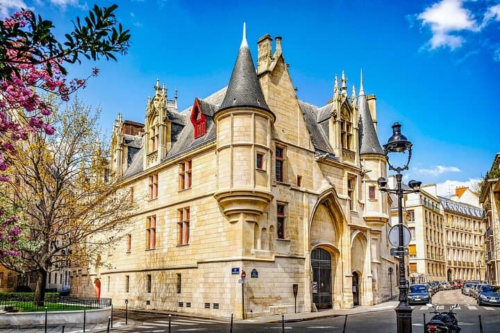 Self-Guided Marais Food & History Walk — Audio Tour on Your Smartphone photo 5