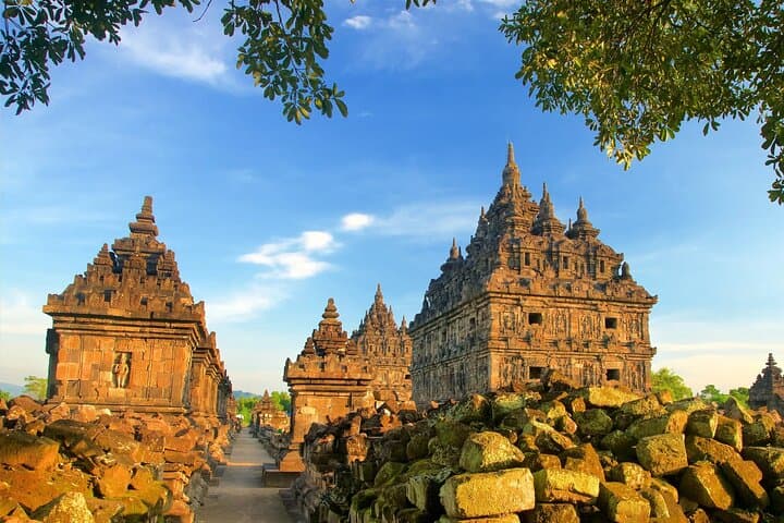 Merapi Sunrise, Prambanan & Borobudur: Full-Day Yogyakarta Adventure photo 2
