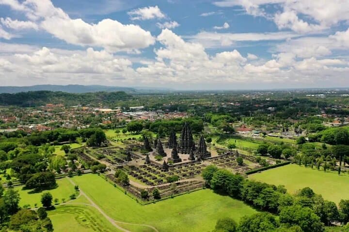 Merapi Sunrise, Prambanan & Borobudur: Full-Day Yogyakarta Adventure photo 5