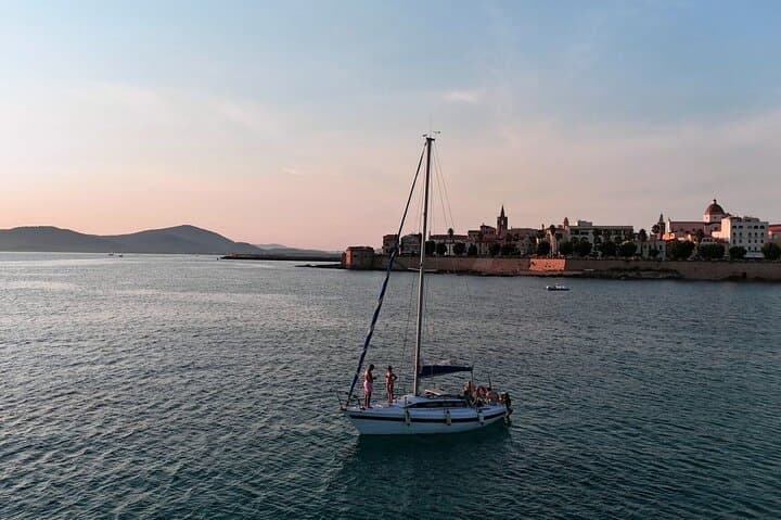 Alghero Sunset Sailing from Fertilia: Porto Conte Evening Cruise & Aperitif photo 4