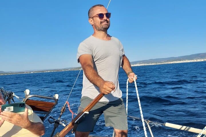 Alghero Sunset Sailing from Fertilia: Porto Conte Evening Cruise & Aperitif photo 5