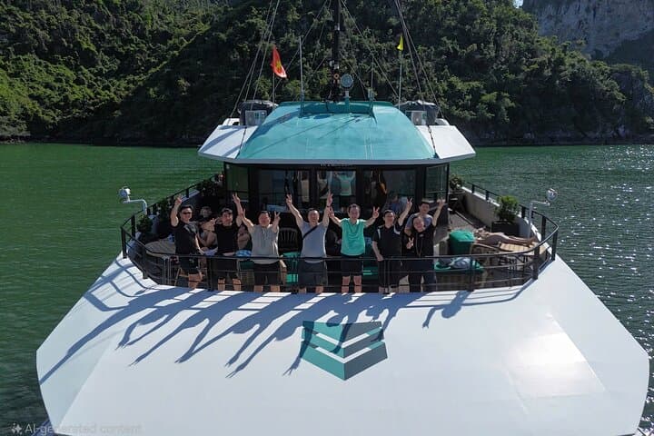 Halong Catamaran Cruise: One-Day Halong & Lan Ha Bay Catamaran from Hanoi photo 1