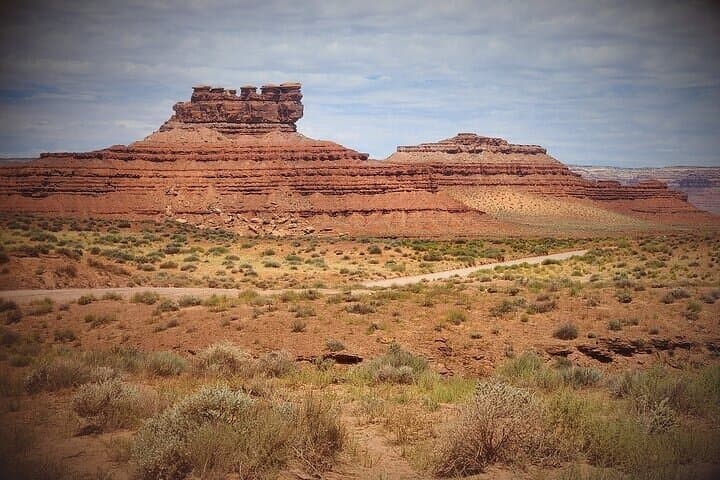 Road to Monument Valley: Self-Guided Audio Driving Tour Along the San Juan Cliffs photo 6