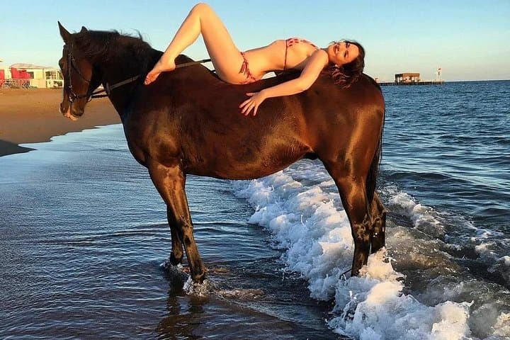 Hurghada Beach and Desert Horseback Ride: Ride and Swim the Red Sea photo 3