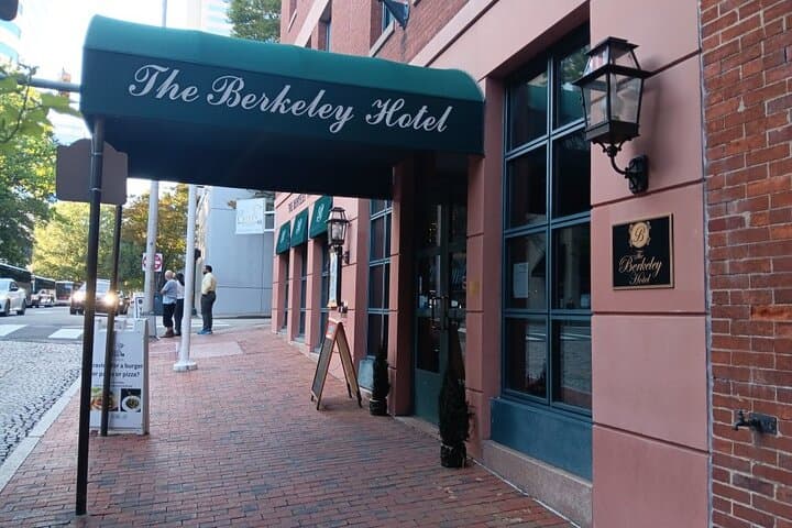 Shockoe Slip Ghost Adventure: Richmond’s Haunted Wharf Walking Tour photo 5