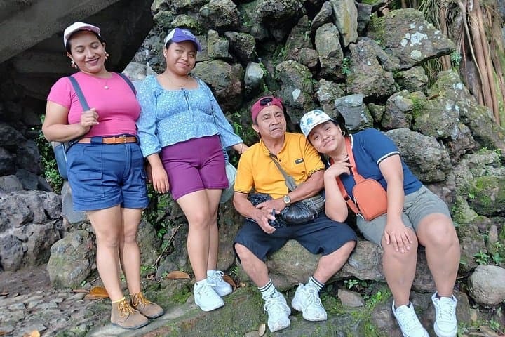 5-Day Authentic El Salvador Tour: Volcanoes, Maya Ruins & Colonial Suchitoto