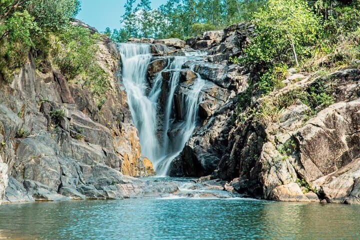 Mountain Pine Ridge: Caves, Pools, and Big Rock Falls Day Trip from San Ignacio