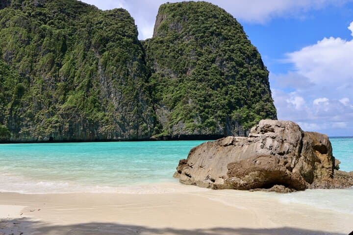 Speedboat Day Trip to Koh Phi Phi and Maya Bay — Snorkel Pileh Lagoon photo 5