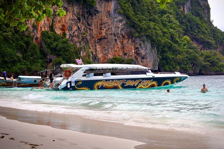 Speedboat Day Trip to Koh Phi Phi and Maya Bay — Snorkel Pileh Lagoon photo 6