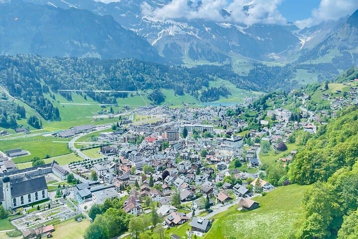 Engelberg and Lucerne Day Trip from Zurich: Titlis Cable Car & Chapel Bridge photo 4
