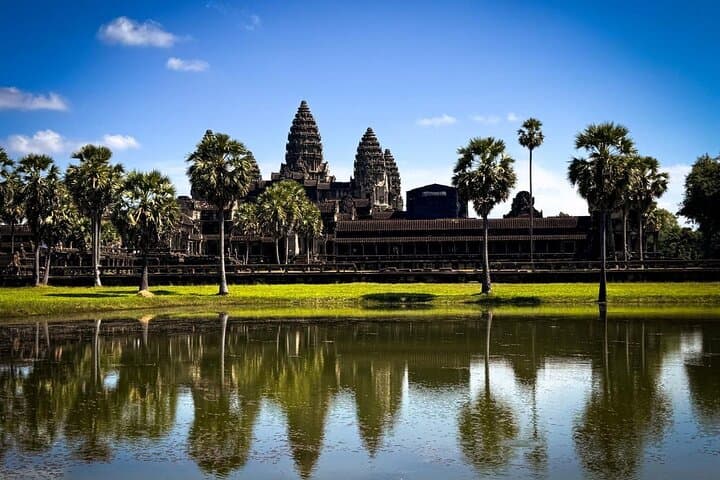 Angkor Wat Backroads Private Cycling Tour — Off-Road Temple Ride from Siem Reap photo 3