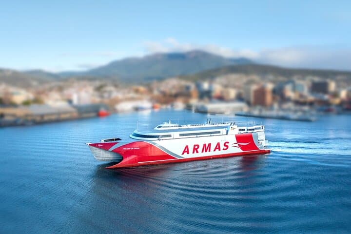 Atlantic Crossing: Fast Ferry Between Santa Cruz de Tenerife and Las Palmas de Gran Canaria photo 2
