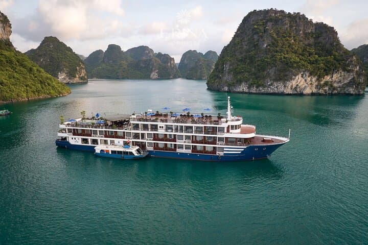 Lan Ha Bay Luxury 2-Day Cruise from Hanoi: Balcony Cabin, Kayaking & Caves photo 1