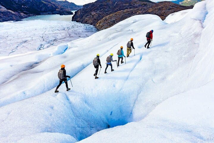 Vatnajökull Glacier Hike: Skaftafell Icefall Adventure on Falljökull photo 3