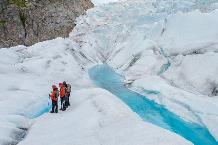 Vatnajökull Glacier Hike: Skaftafell Icefall Adventure on Falljökull photo 4