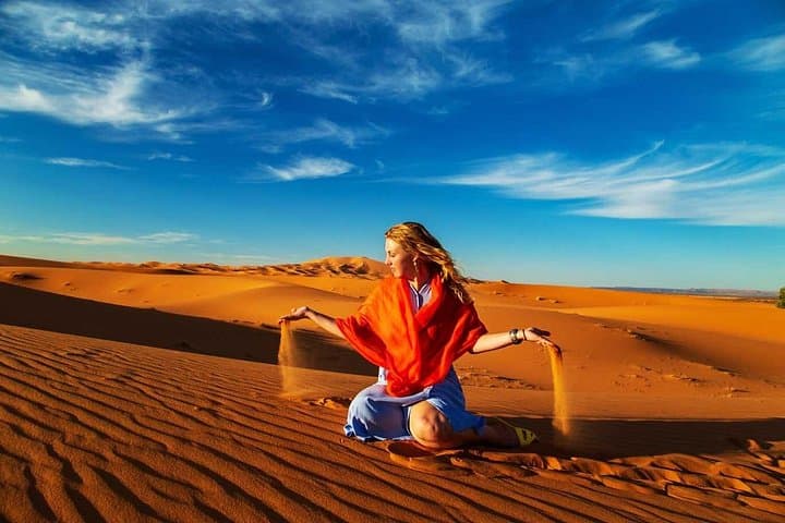Dubai Morning Red Dunes Safari: 4x4 Dune Bashing, Camel Ride & Sandboarding photo 2