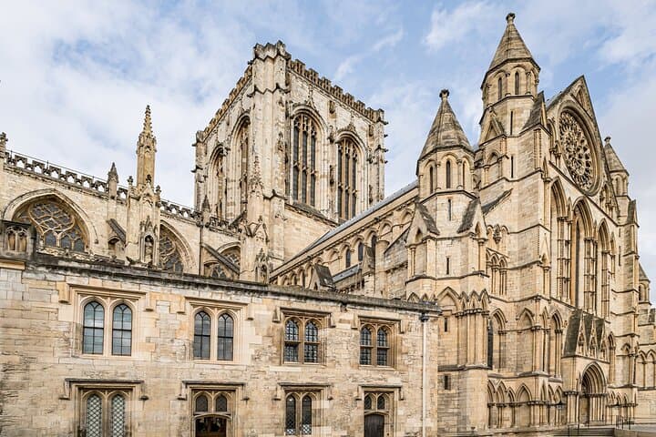 Exterior Walking Tour of York Minster with Group Access — Audio-Guided Interior Visit photo 6