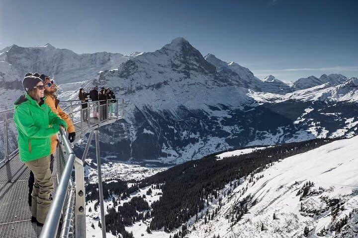 Full-Day Bernese Oberland Winter Adventure to Mount First from Zurich