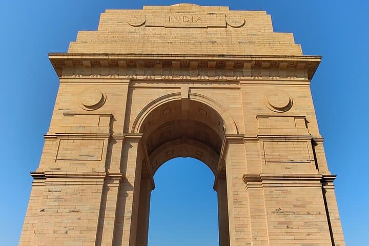 Full-Day Delhi Discovery: Rickshaws, Spices & Iconic Temples photo 5