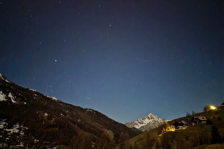 Night Snowshoeing in Thures: Sunset Hike and Mountain Hut Dinner in Val di Susa photo 6